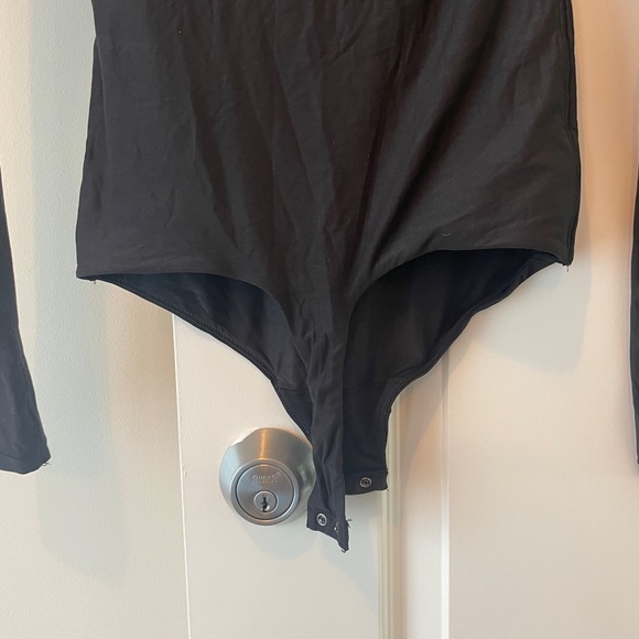 Smoothez Black Long Sleeve Bodysuit - Picture 4 of 8